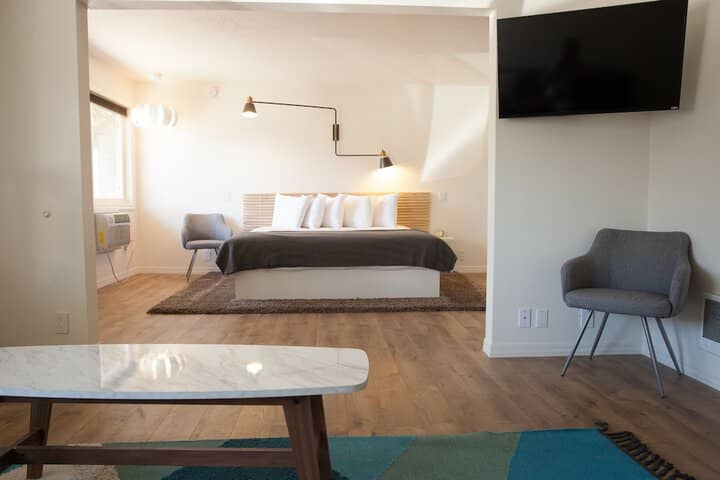 Room 8 of 39